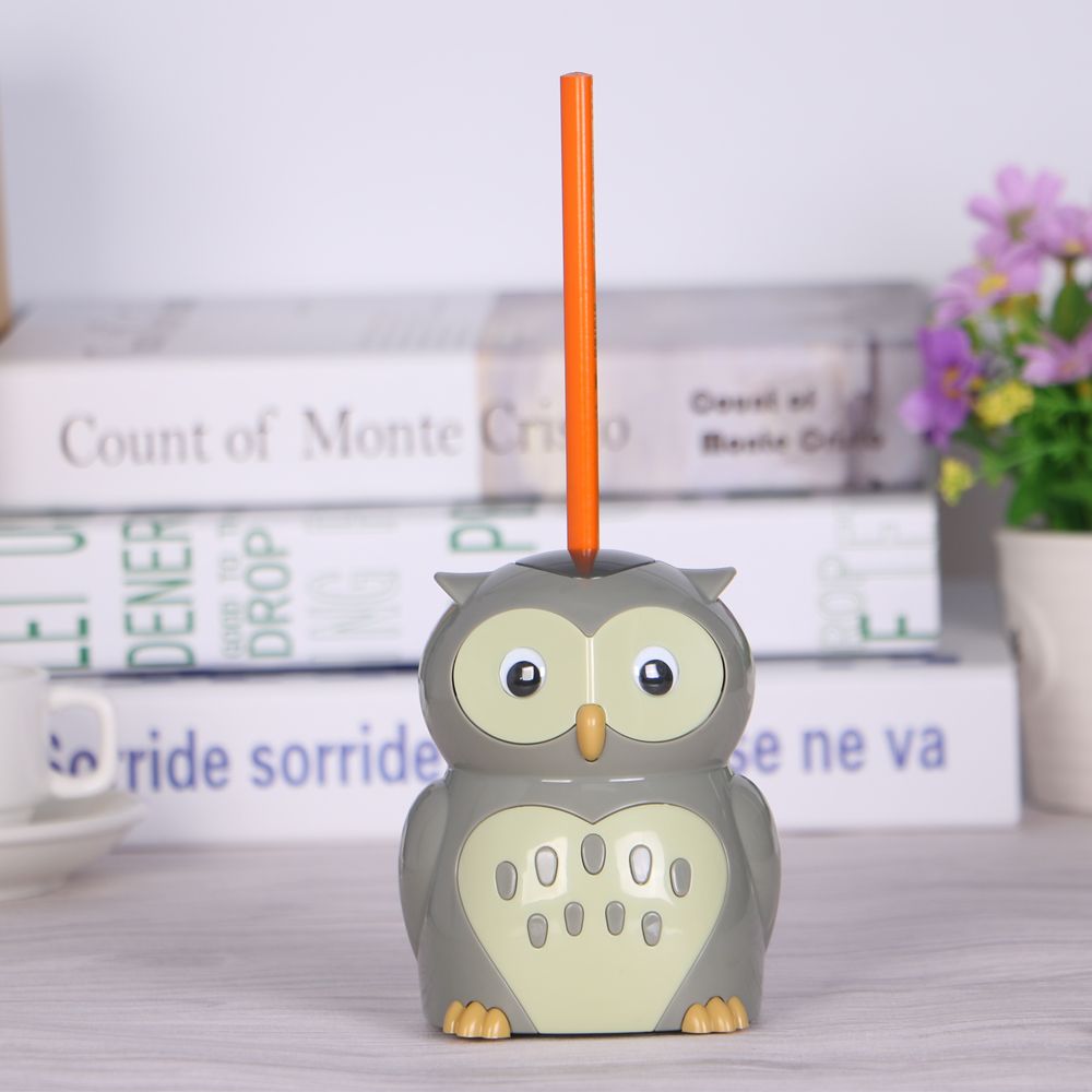 EAGLE Cartoon Electric Pencil Sharpener Cute Owl sharpener EG-5019 student Battery Pencil Sharpener Funny School Supply