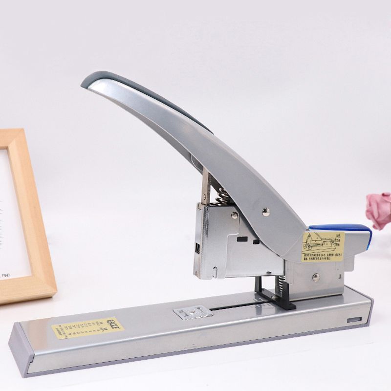 EAGLE Labor-saving Stapler for Easy Reach and Precision 9539