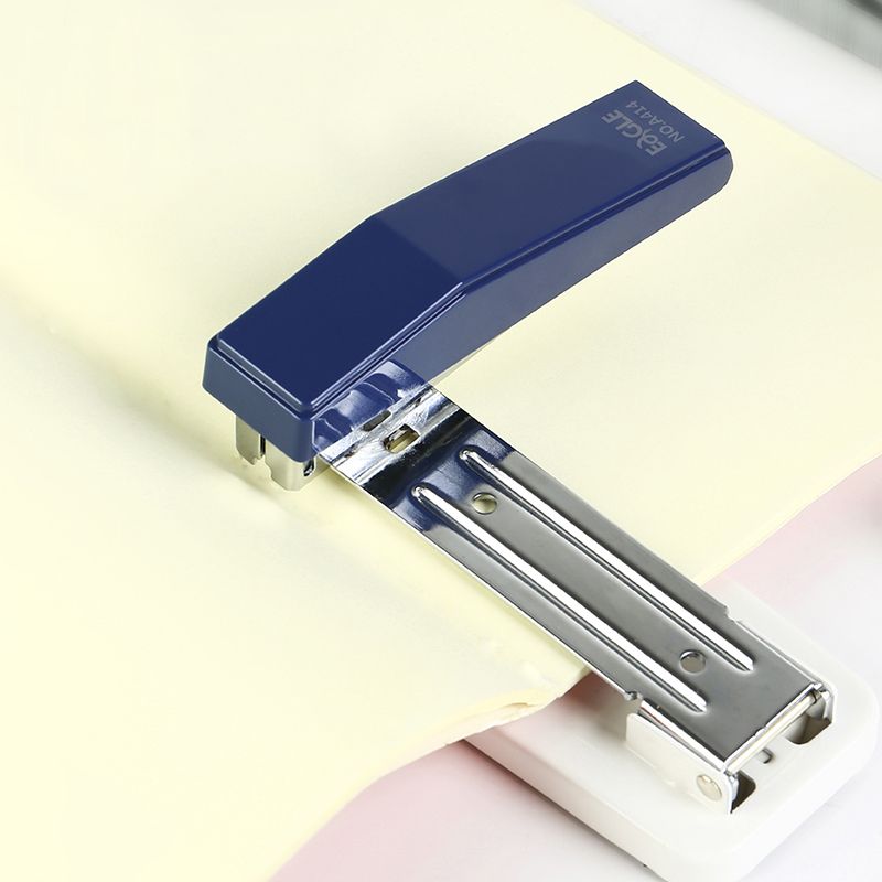 Eagle 360 Degrees Angle A414 Rotatable Manual Desktop Stapler with Iron Swing-arm Metal Office Grapadora de escritorio